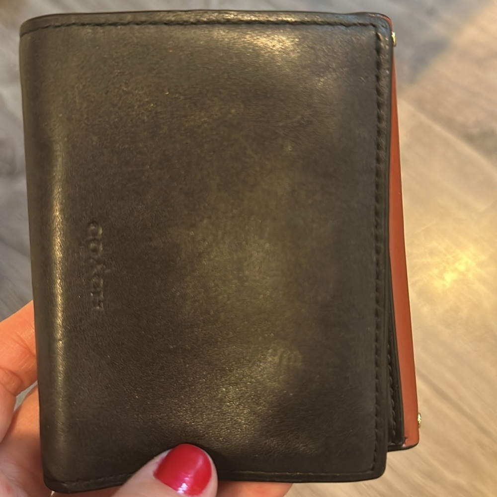 Coach Georgie Wallet Rivet - Picture 14 of 15